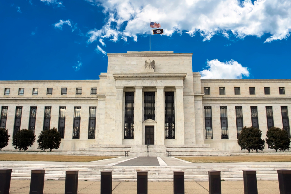 Apme Fx | Fed at a Crossroads